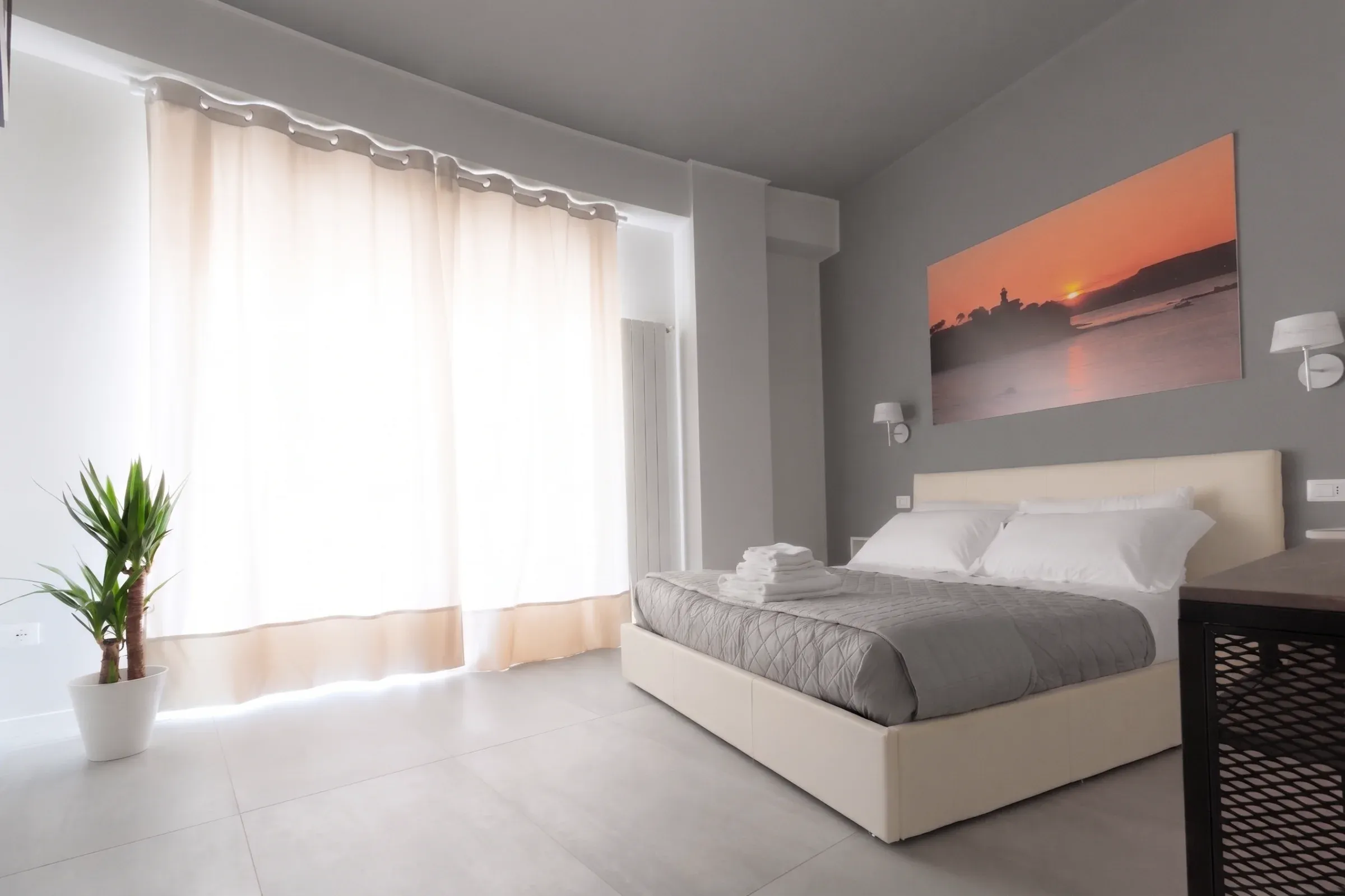 Camera Sunset, dettaglio letto